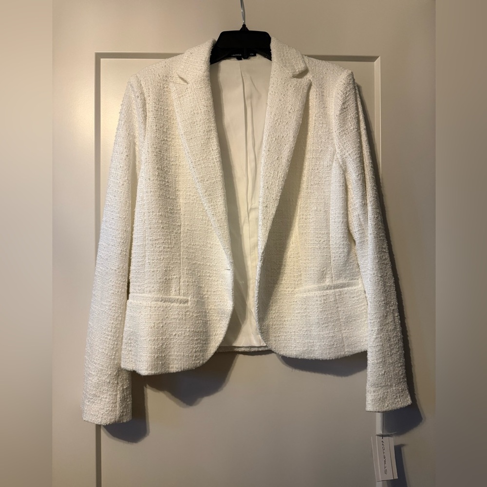Amanda & Chelsea Women's Cream Blazer Jacket